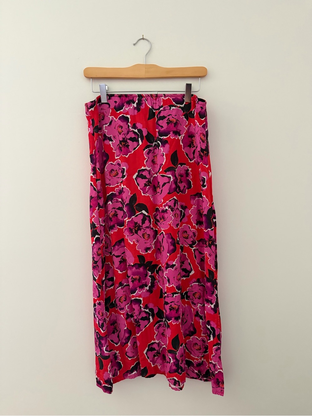 BRAND NEW: Lili Sidonio Floral Skirt - Size S - Picture 3 of 12